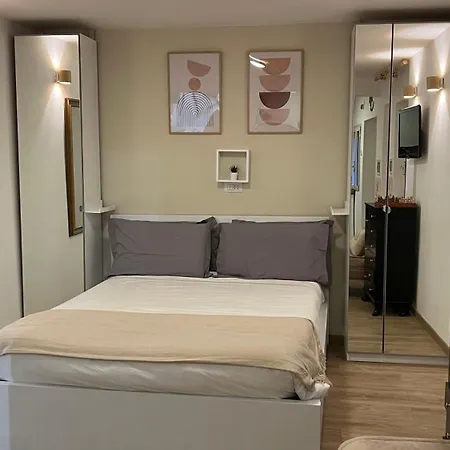 Διαμέρισμα Elegant At Vatican Museum *